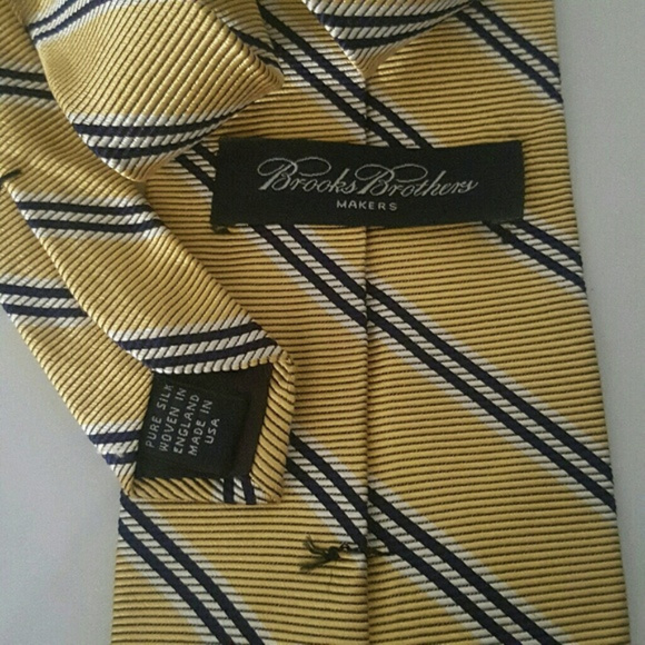 Brooks Brothers Other - Brooks Brothers Yellow Striped Tie